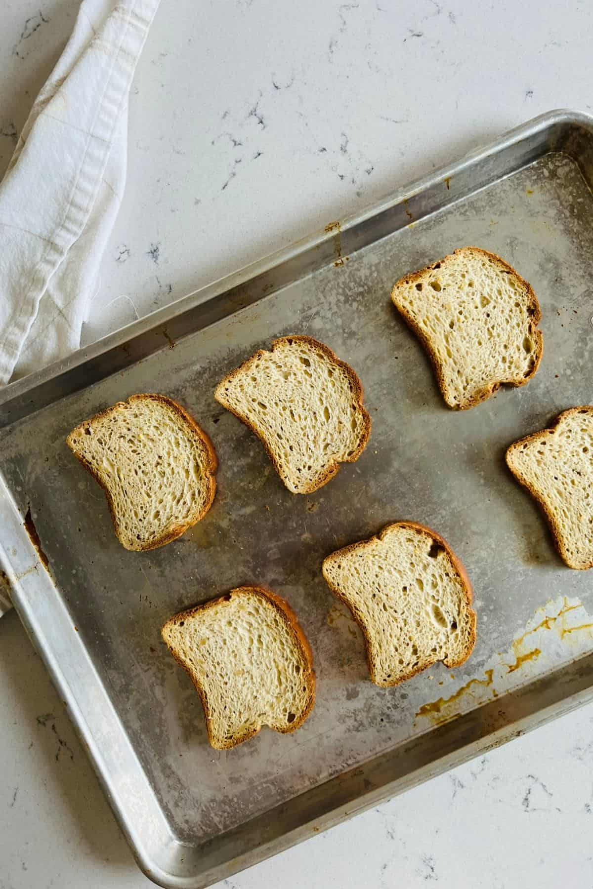 gluten-free-bread-slices