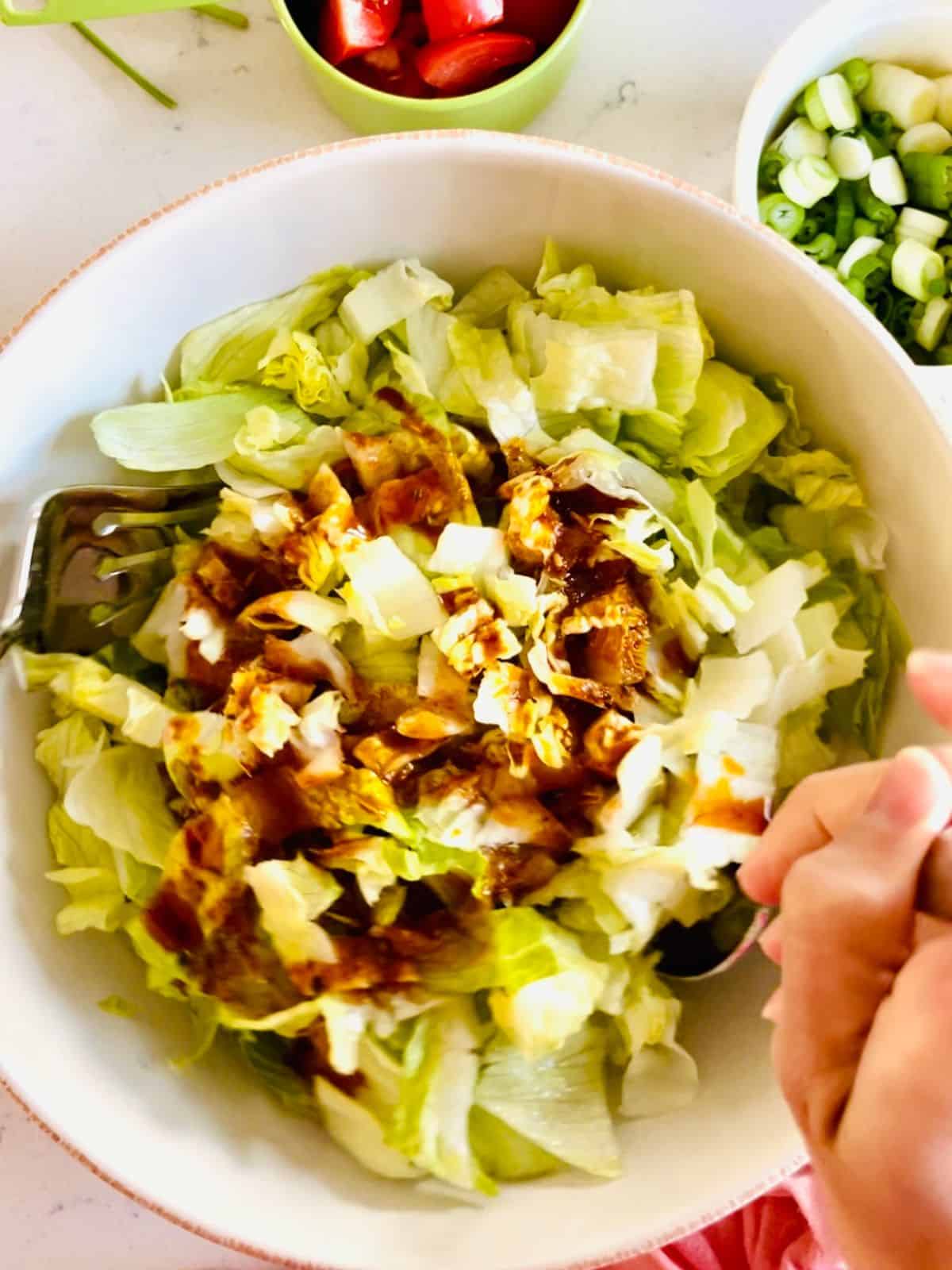 green-jacket-salad-toss