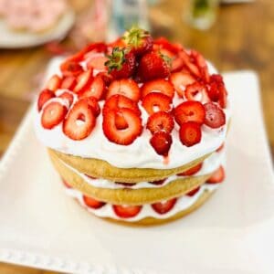 gluten-free-strawberry-cake